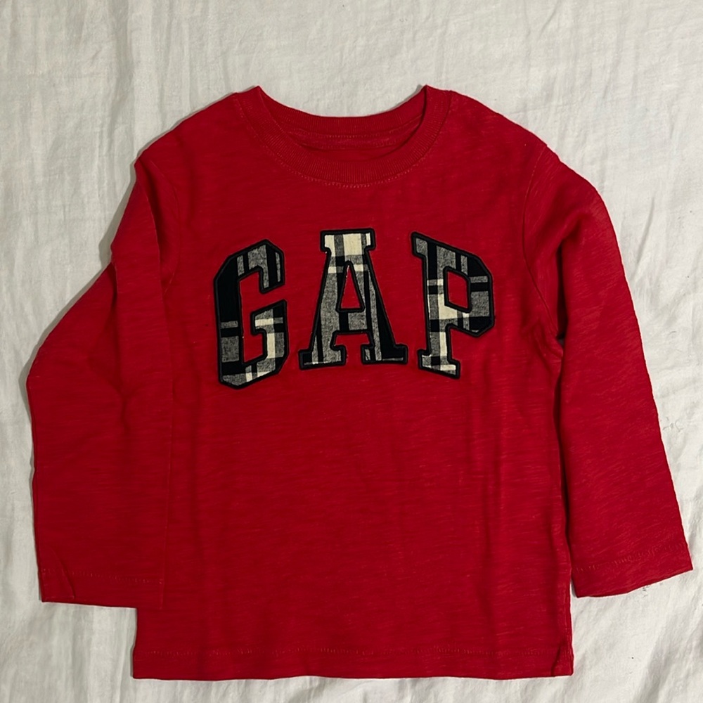 Gap Long Sleeve T-Shirt with Logo BNWT